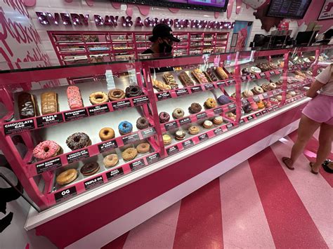 Take A Look Inside Pinkbox Doughnuts Plaza Las Vegas