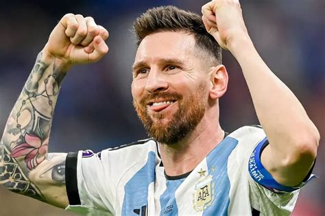 Lionel Messi Dünya Kupası kazandı Nefes kesen finalde zafer Arjantin