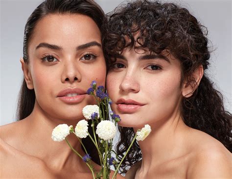 Skinora Cosmetics on Behance