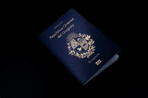 Un pasaporte que diga república de uruguay Foto Premium