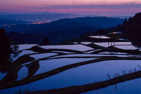 棚田トワイライト（新潟県長岡市川口） 越後長岡発／建築・風景写真