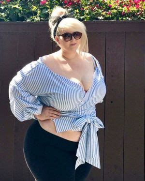 Amateur Mature Big Boobs Free Porn Photo At SexNaked