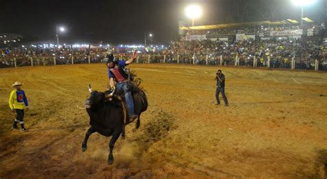 Final Do Rodeio No Ltimo Dia Da Expoacre Veja A Programa O Esportiva