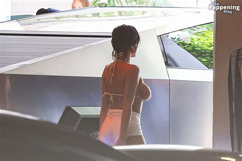 Bianca Censori Page Nude Celebs The Fappening Forum