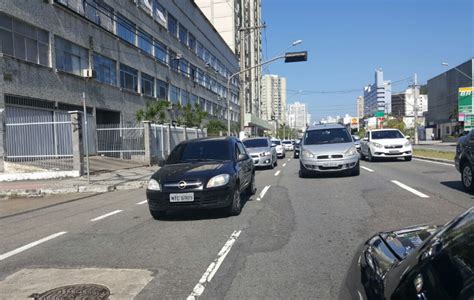 Motoristas Da Uber Fazem Carreata Em Vit Ria Em Protesto Contra