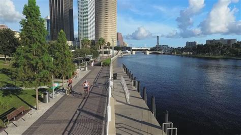 Hillsborough River: Strolling along the Tampa Riverwalk