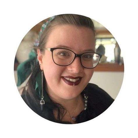 Queer Women S Podcast Offers Sex Ed Lessons You Wish You Had