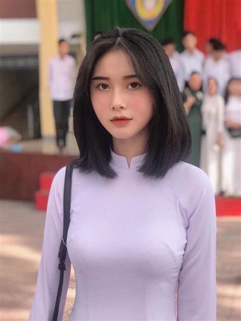 Ngỡ ngàng với vẻ đẹp trong veo của hot girl ảnh thẻ chưa tròn tuổi Báo Dân trí