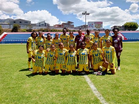 FUTBOLERAS LDU Barcelona Y Leonas Del Norte Clasifican A La Siguiente