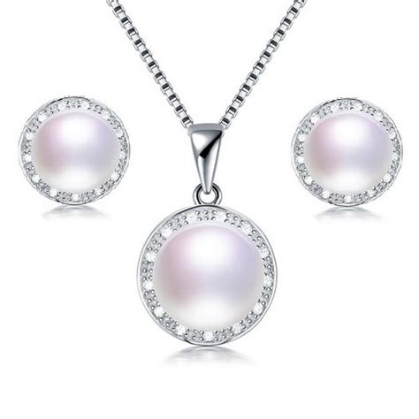 Комплект Nude колие и обеци с натурални сладководни перли