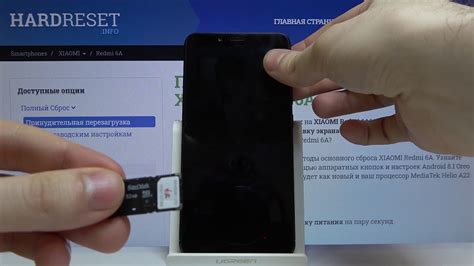 Как вставить Сим-карту и карту памяти в XIAOMI Redmi 6A — Конфигурация ...