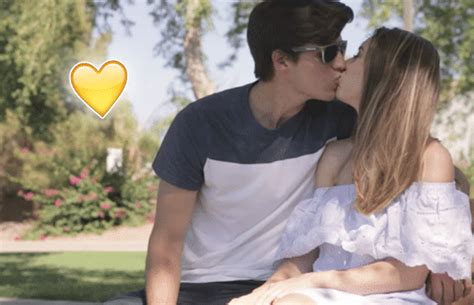 Aos 18 anos jovem síndrome rara descobre que não tem vagina Capricho