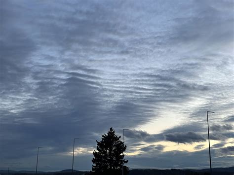 Altocumulus Stratiformis Undulatus Radiatus Emanuel Falta Flickr