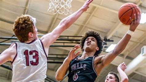 Why these wiaa boys basketball scores surprised the top seeds 12