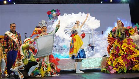 Coronación y Lectura del Bando de los Reyes del Carnaval de los Niños