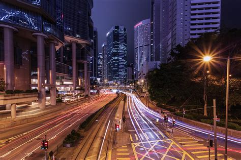 香港街头夜景高清图片下载 正版图片500613770 摄图网