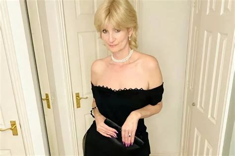 Cleaner Quit Job After Earning £16k A Month Posing As Princess Diana On