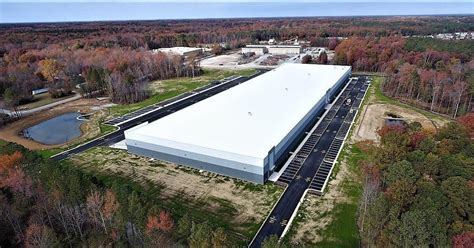 Commercial real estate highlights: 202,000-square-foot warehouse in ...