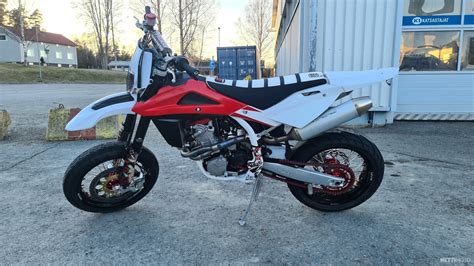 Husqvarna Smr Sm R Supermoto Cm H Meenlinna