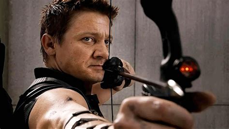 The Avengers Had Jeremy Renner Begging Marvel To Kill Off Hawkeye