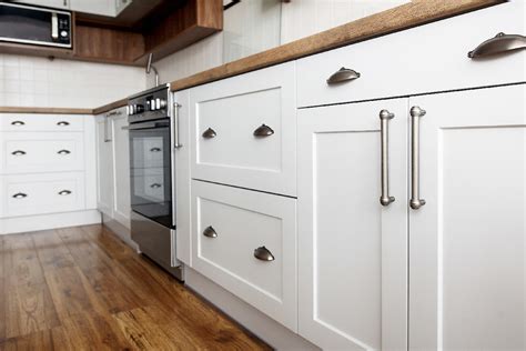 Thermofoil Cabinets Pros Cons Considerations For Homeowners