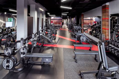 Тренажерный зал в Калининграде - World Class