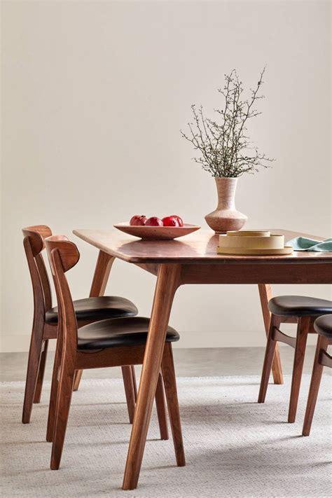 Magnus Dining Table With Astrid Dining Chairs In Solid American Walnut