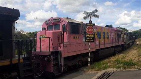 Locomotiva rosa modelo GEc30 7 da MRS logística YouTube