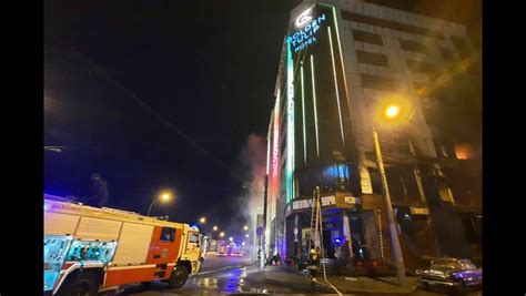 В Краснодаре потушили пожар в здании, где расположены отель и ресторан