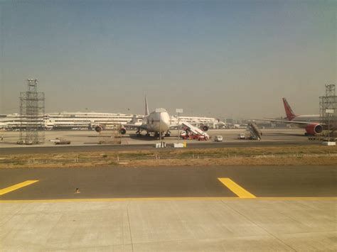 Rajeev's World: Plane Spotting At BOM -- Part IV