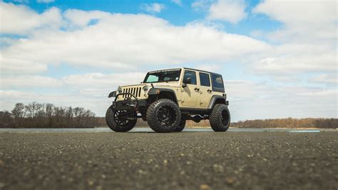 Modified Jeep Wrangler: Best Off-Road Stuff in One Smart Package ...