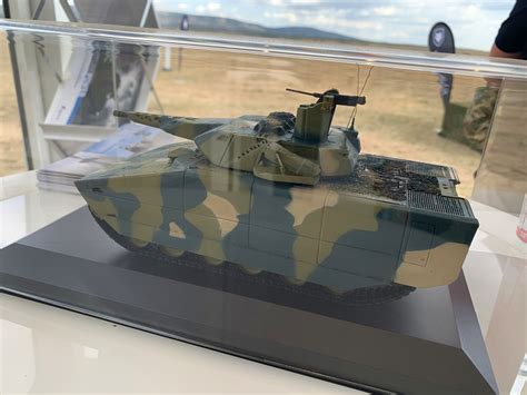 Gur Khan attacks!: Демонстрация боевой машины пехоты KF41 Lynx в Венгрии