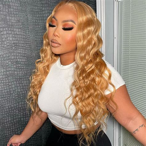 Look Amazing With A Honey Blonde Wig Recool Hair