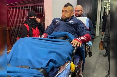 Se confirma grave lesión de rodilla derecha de Arturo Vidal La Tercera