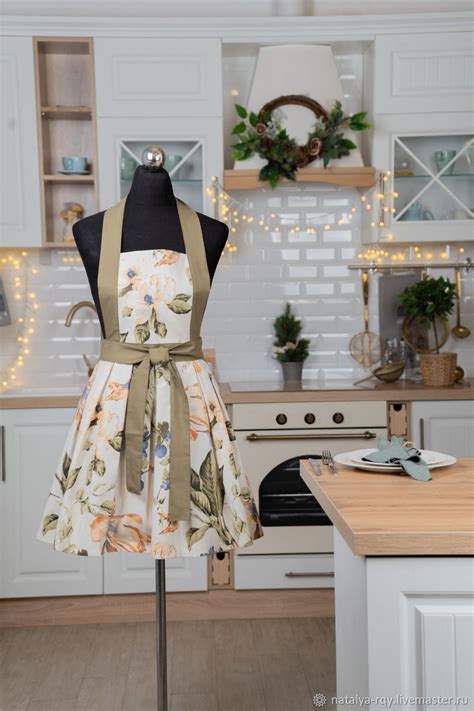 Фартук женский cо складками лилии в интернет-магазине Ярмарка Мастеров ...