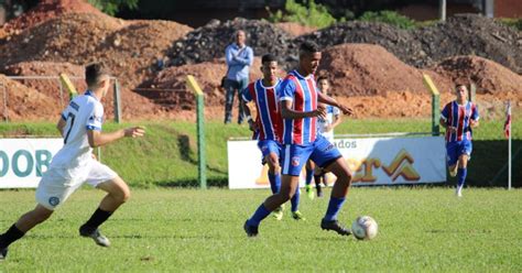 Sub 20 do Carlos Renaux perde de virada para o Tubarão e está fora do