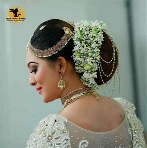 Pin By Preksha Pujara On Indian Low Bun Hair Styles Indian Bridal