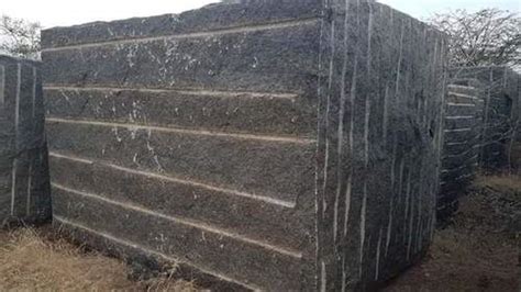 Rough Rubbing Black Rough Granite Blocks At Best Price In Bengaluru