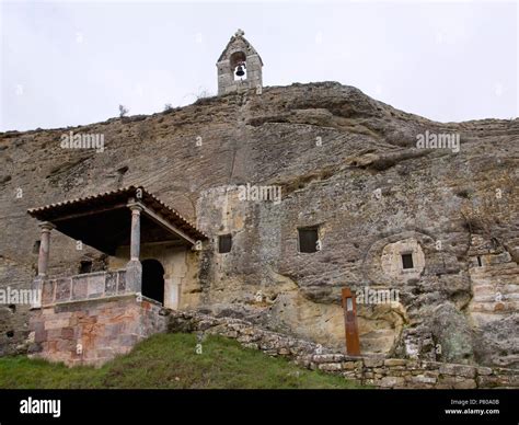 Iglesia Rupestre De San Justo Y Pastor En Olleros De Pisuerga Palencia