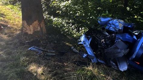 Landkreis Stade J Hriger Stirbt Nach Kollision Mit Baum Ndr De