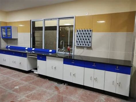 Modular Laboratory Workstations at Rs 100000 | Laboratory Tables in ...