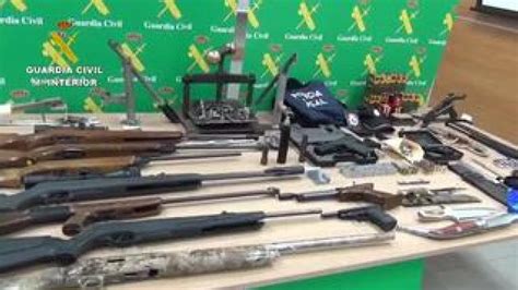 Vídeo Vídeo La Guardia Civil Desarticula Una Red De Tráfico De Armas Para El Crimen Organizado