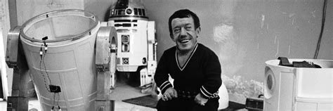 Kenny Baker, R2-D2 Actor, Dies at 81 | Collider