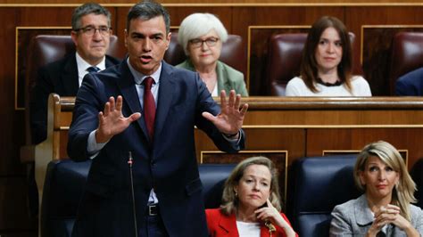 Sánchez Calla Ante Los Etarras En Las Listas De Bildu Y Deja El Marrón