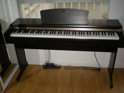 Photo Yamaha CLP 110 Yamaha Clavinova CLP 110 348259 Audiofanzine