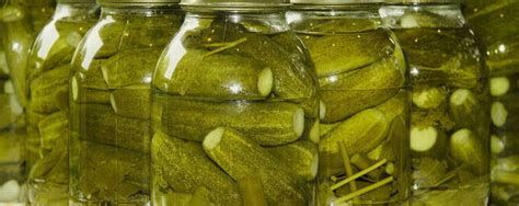 Маринованные огурцы в 3 литровых банках на зиму - 10 рецептов хрустящих ...
