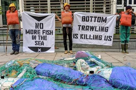 Environmental Protesters Strip Half Naked As Mermaids Outside Government Building MyLondon
