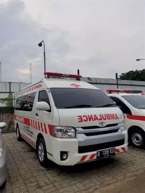 Ambulance Toyota Hiace Commuter Ambulan Mewah Dijual Co Id