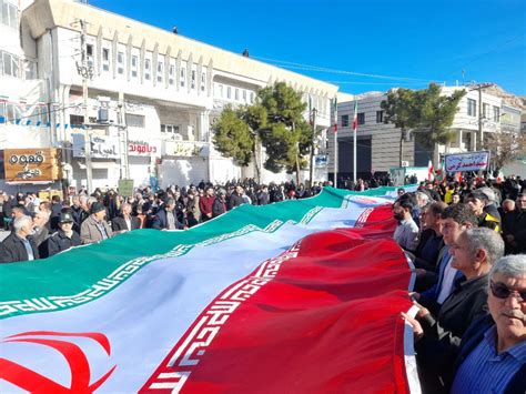 تصاویری از حضور چشمگیر مردم ایلام در راهپیمایی ۲۲ بهمن خبرگزاری مهر