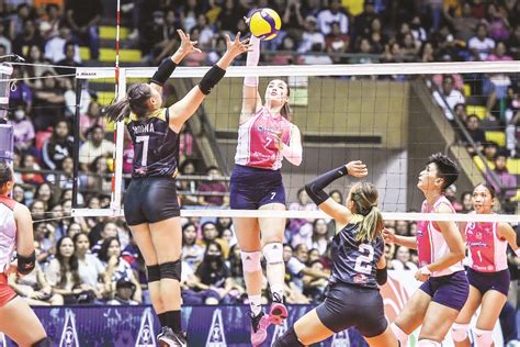 Creamline Dominates Cignal In PVL All Filipino Conference